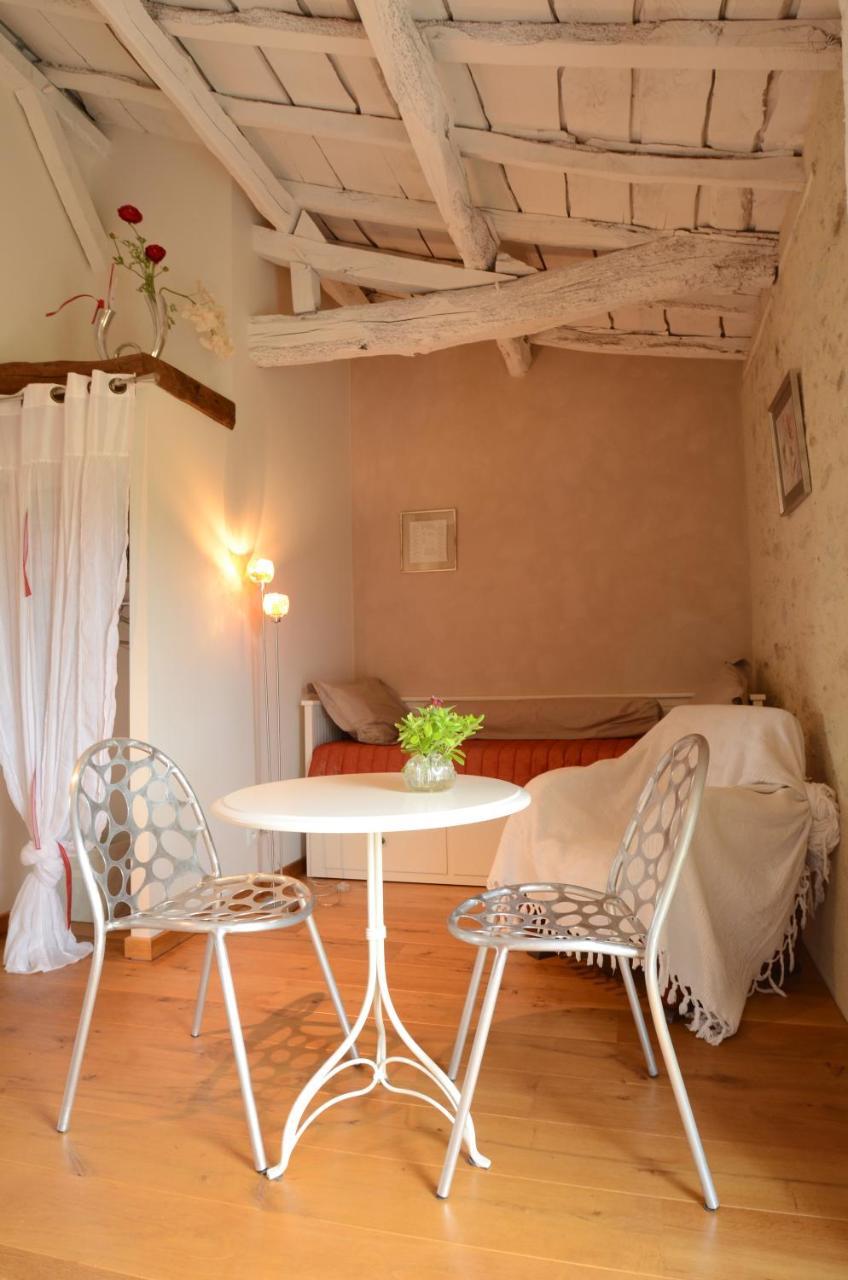 Landeronde Chambres D'Hotes Au Gite De La Pommeraie מראה חיצוני תמונה
