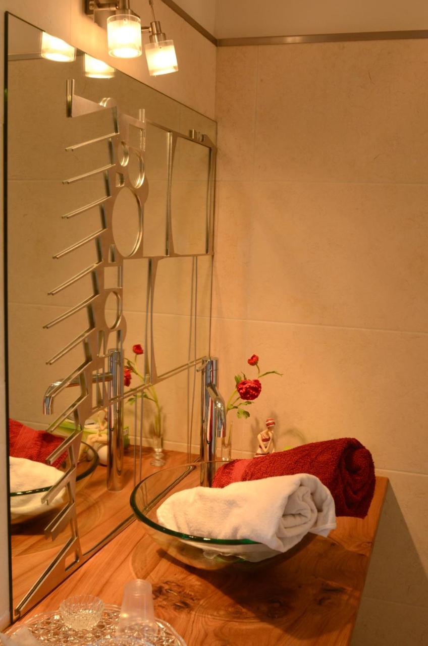 Landeronde Chambres D'Hotes Au Gite De La Pommeraie מראה חיצוני תמונה